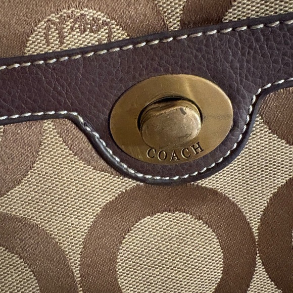 Coach purse - Picture 3 of 12